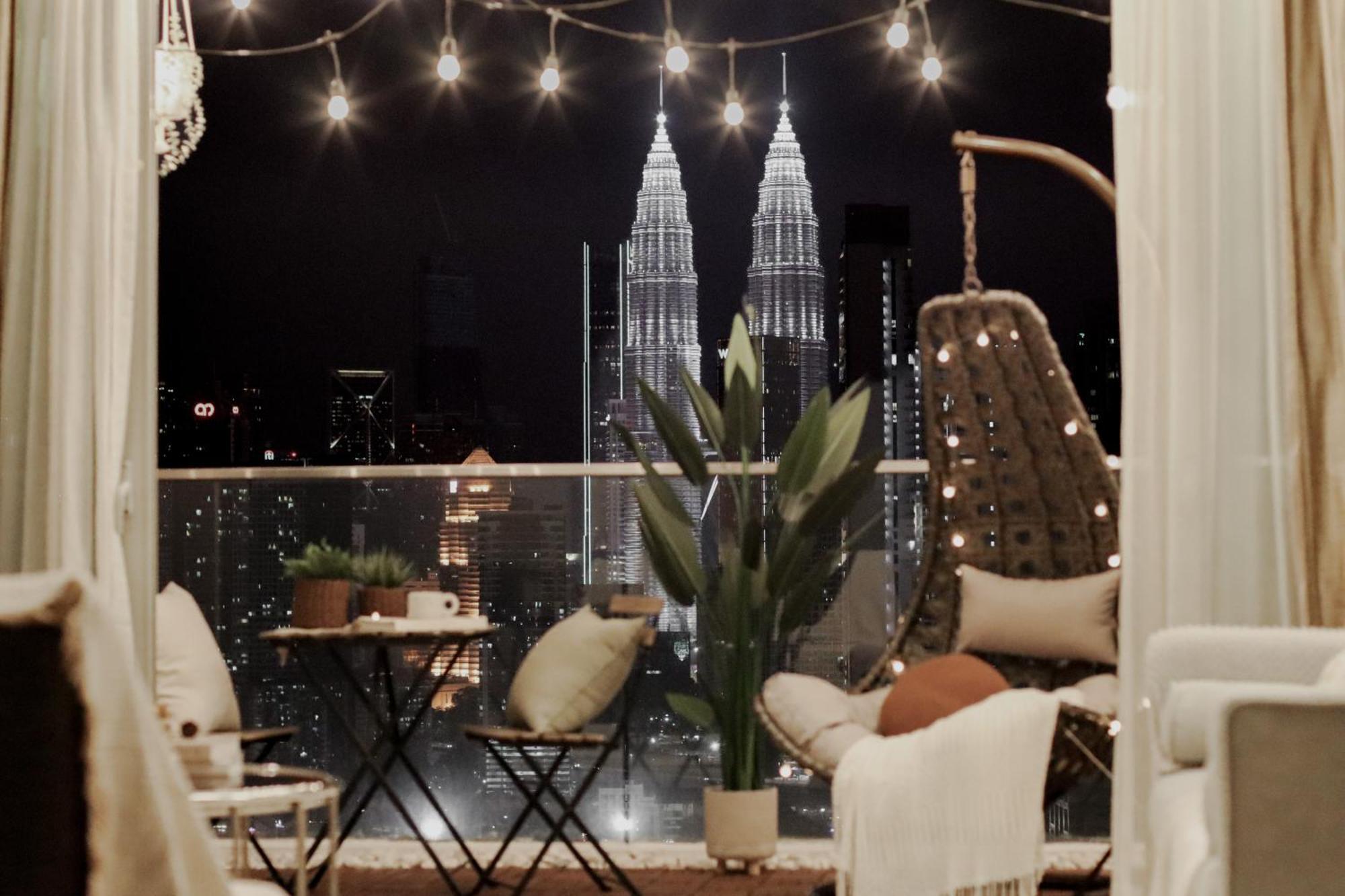 Suites & Residences @ Regalia By Plc Kuala Lumpur Exterior photo